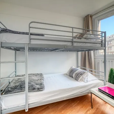 Montparnasse Spacious & Cosy Flat With Lift For 6