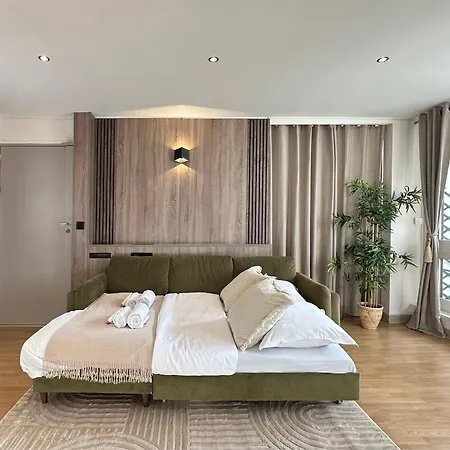 Montparnasse Spacious & Cosy Flat With Lift For 6